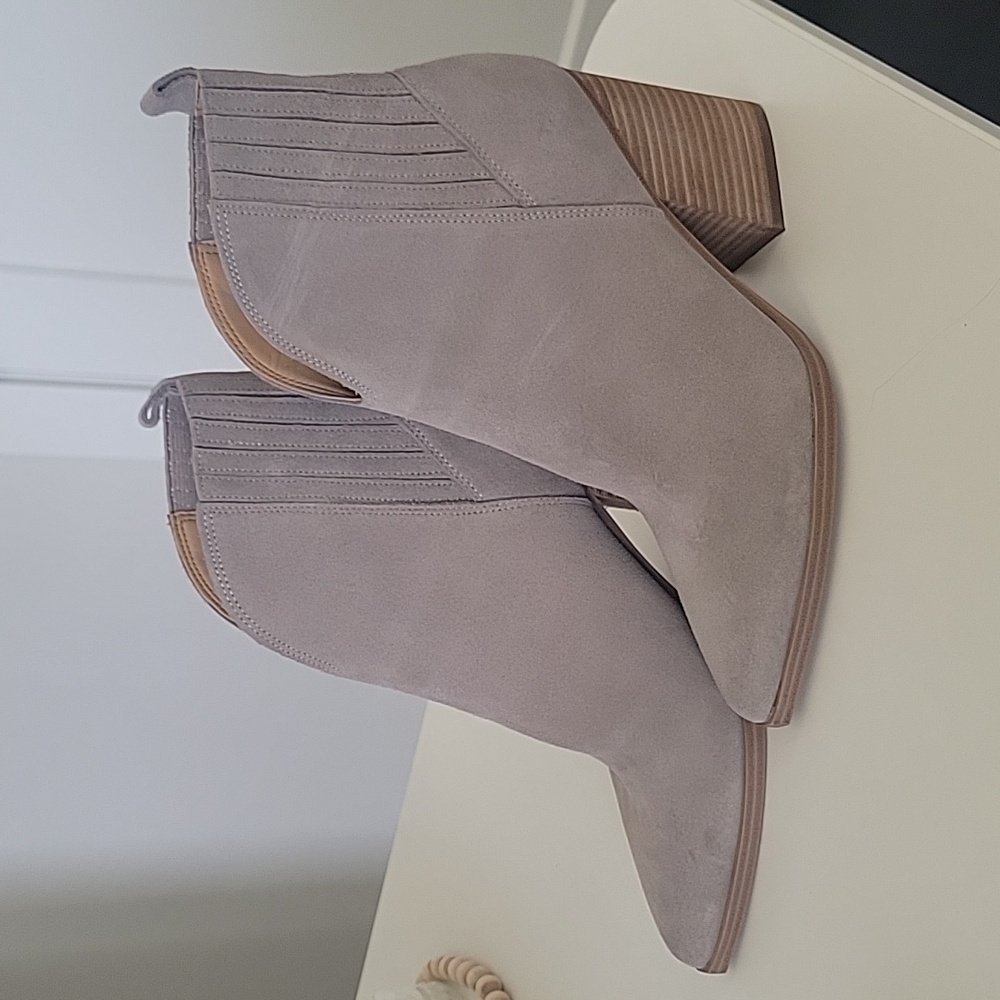 MARC FISHER LTD | OMMIE POINTED TOE BOOTIE IN LIGHT NATURAL